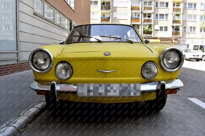 Járművek - Budapest - Fiat 850 Sport Coupe