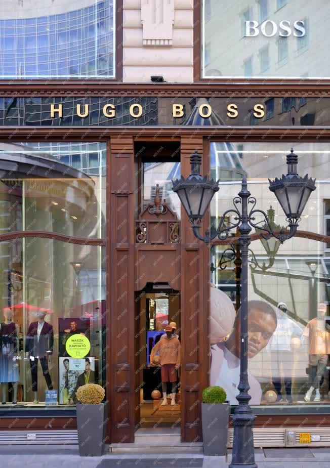 Kereskedelem - Budapest - Fashion Street - Hugo Boss