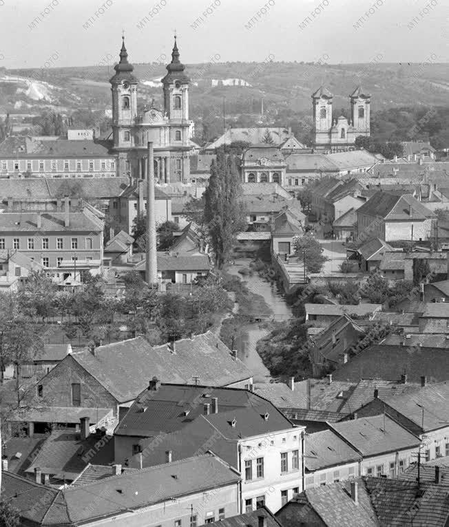 A szerző válogatása - Egri műemlékek