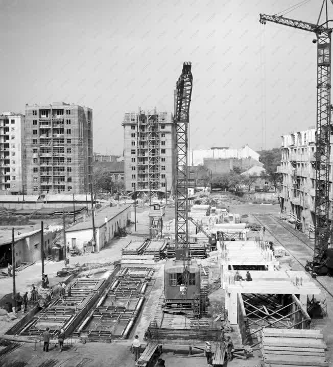Építőipar - Új lakótelep épül Budapesten