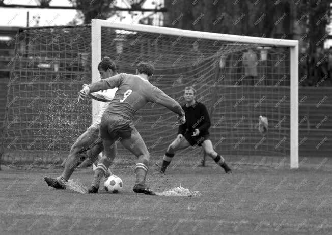 Sport - Labdarúgás - Olimpiai Kupa - Bp. Honvéd-Szombathely