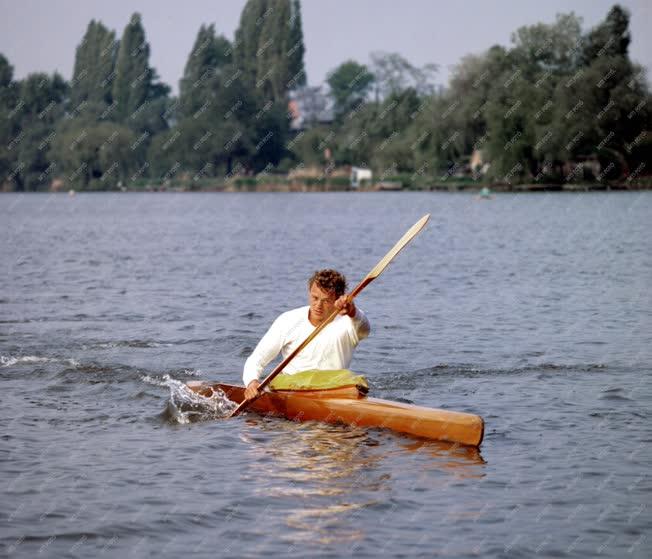 Sport - A kajak-kenu válogatott edzőtábora