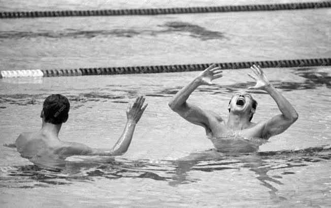 Sport - XXII. Nyári Olimpia - Úszás