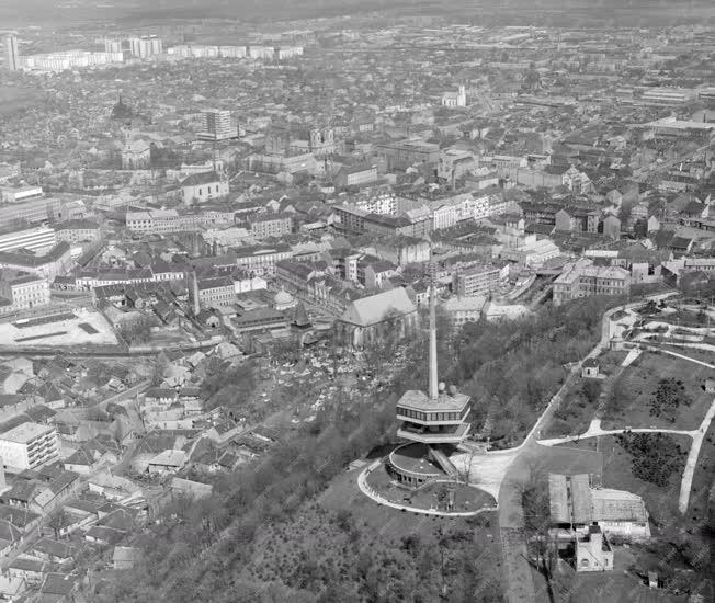 Városkép - Miskolc látképe a tévétoronnyal