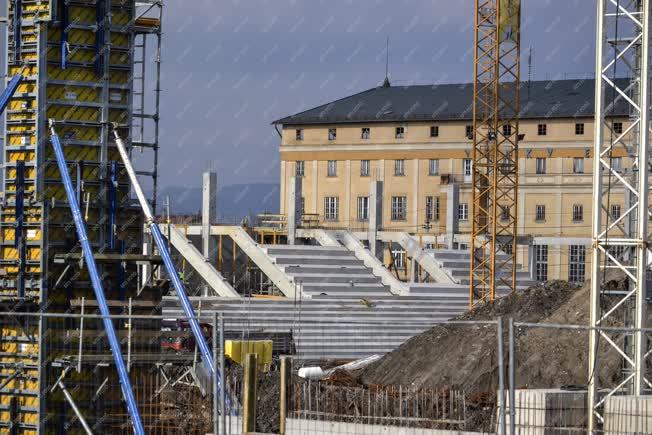 Építkezés - Budapest - Épül az MTK új stadionja