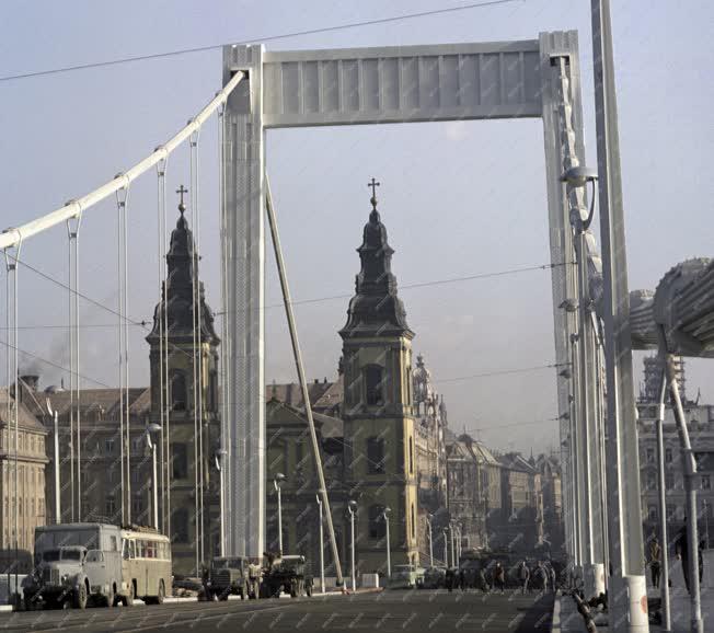 Városkép - Közlekedés - Átadás előtt az új Erzsébet híd  