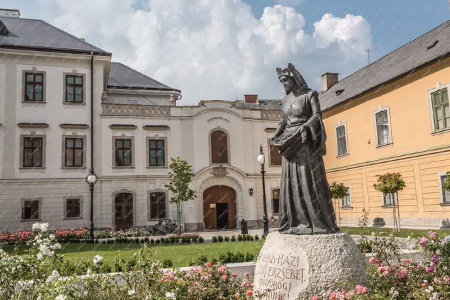 Városkép - Eger - Érseki palota