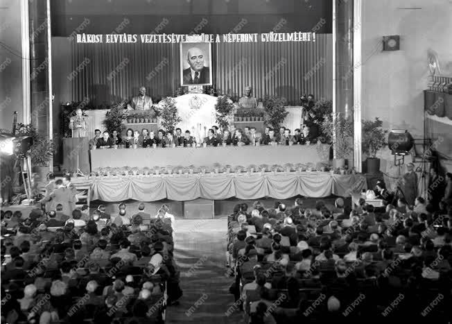 Belpolitika - Választás 1953-ban