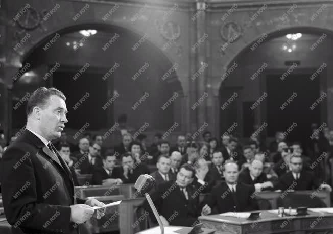 Belpolitika - Országgyűlés 1968-ban 