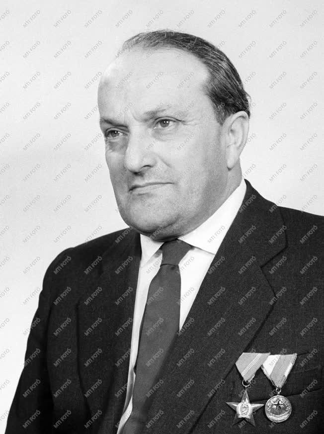 1963-as Kossuth-díjasok - Lázár Barnabás