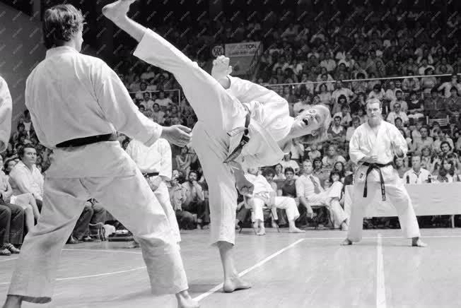 Sport - Első hazai hivatalos karate verseny