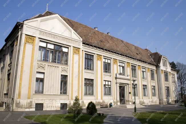 Mosonmagyaróvár - Nyugat-Magyarországi Egyetem