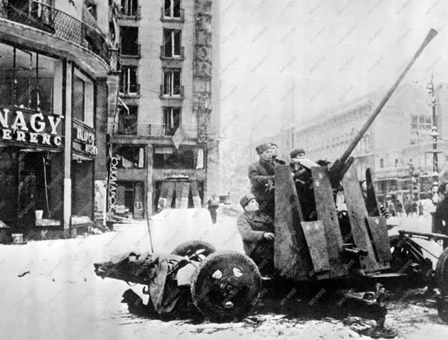 II. világháború - Szovjet katonák Budapesten