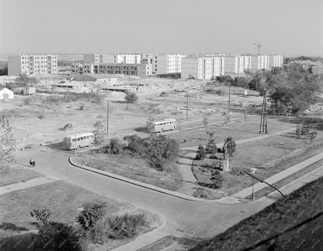 Városkép - Sztálinváros