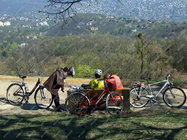 Turizmus - Budapest - Kerékpárral a Normafához