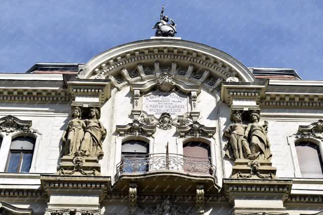 Városkép - Budapest - Magyar Hírlapírók Nyugdíjintézetének egykori palotája 
