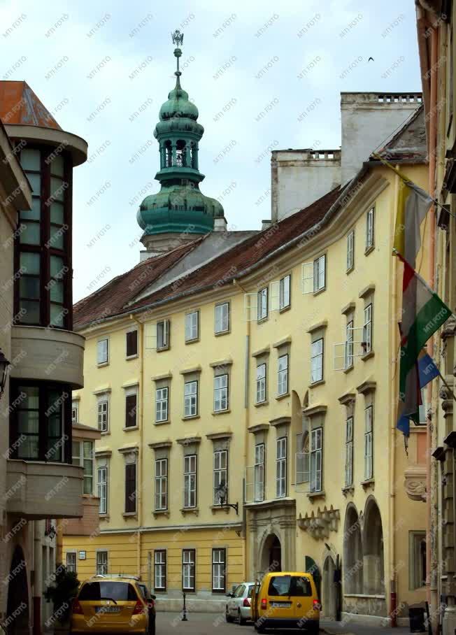 Városkép - Sopron - A Szent György utca részlete