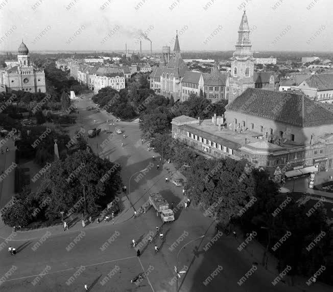 A szerző válogatása - Kecskeméti pillanatkép