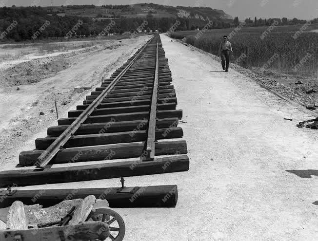 A szerző válogatása - Vasútvonal a Balatonban