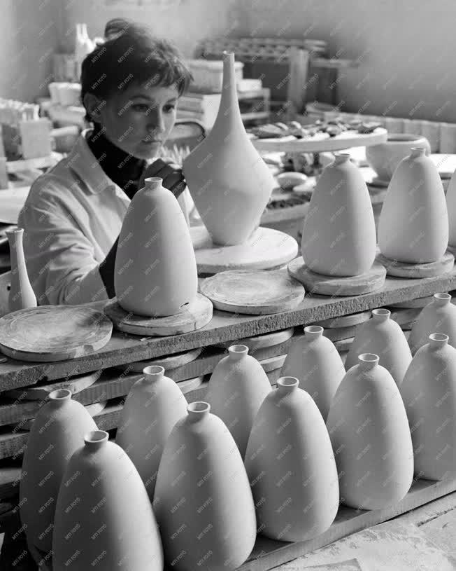 Ipar - Országszerte ismertek a Kőbányai Porcelángyár termékei