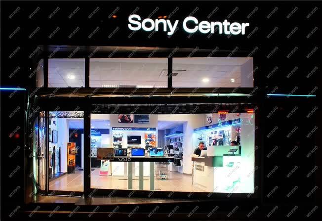Kereskedelem - Budapest - Sony Center