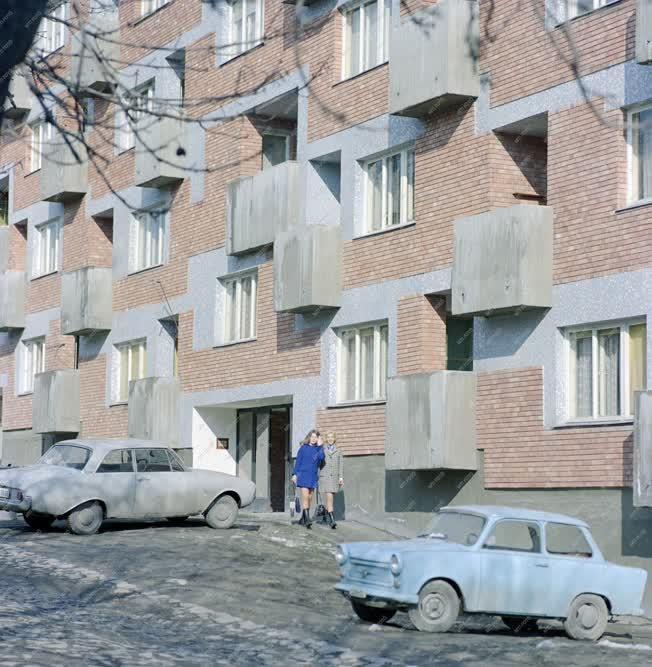 Városkép - Modern ház Szekszárdon