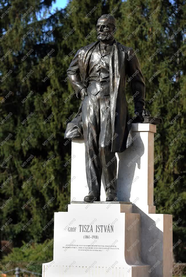 Városkép - Debrecen - Tisza István szobra