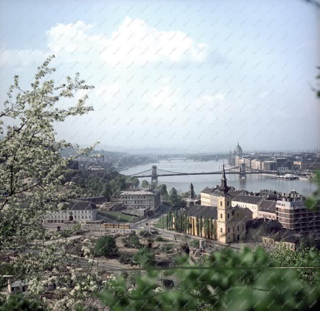 Városkép - Életkép - Budapest