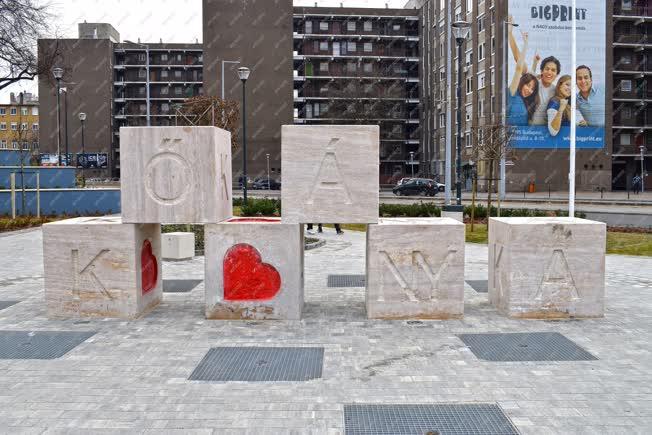 Városkép - Budapest - Park a kőbányai Liget téren 