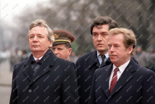 Külpolitika - Diplomácia - Václav Havel fogadása a Kossuth Lajos téren
