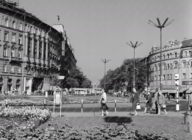 Városkép - Budapest - Marx tér