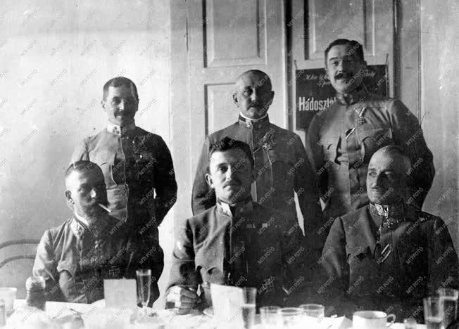 I. világháború - Oroszország - Károly trónörökös