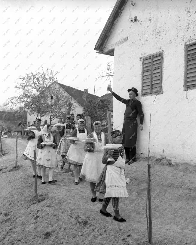 Életkép - Ünnep - Lakodalom Kátolyon