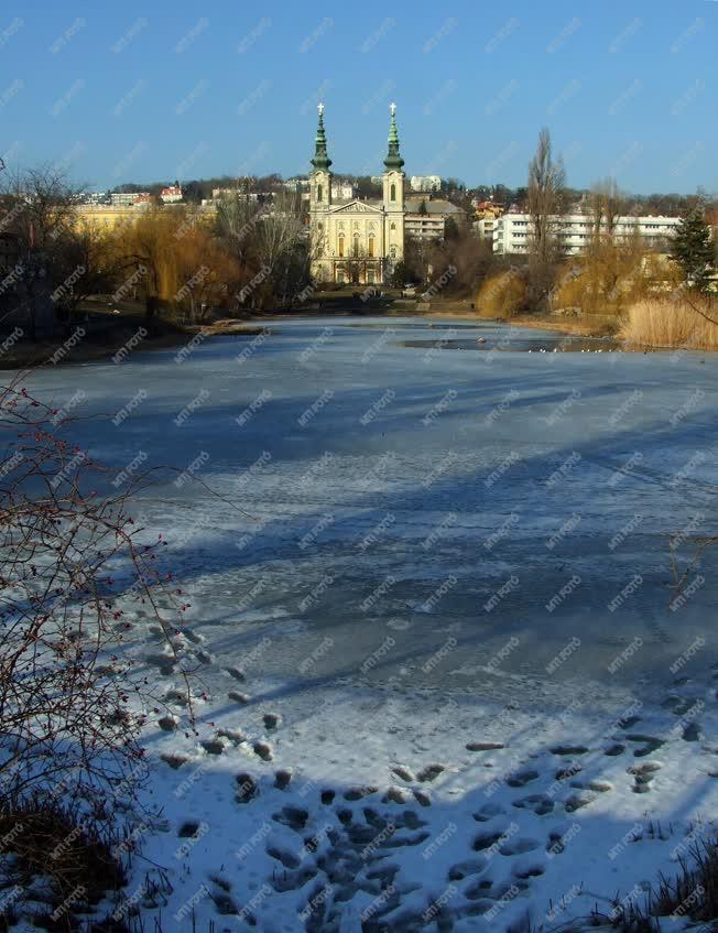 Budapest - A Feneketlen-tó télen