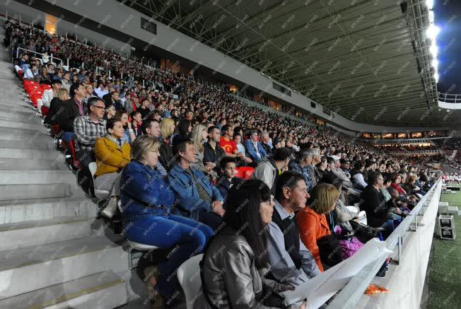 Sportlétesítmény - Debrecen - Felavatták a  Nagyerdei Stadiont