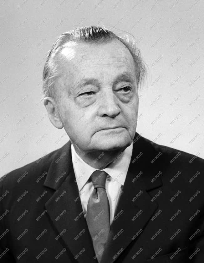 1963-as Kossuth-díjasok - Dr. Molnár Erik 