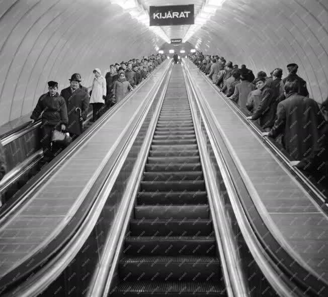 Ipar - Közlekedés - A budapesti metró első napja