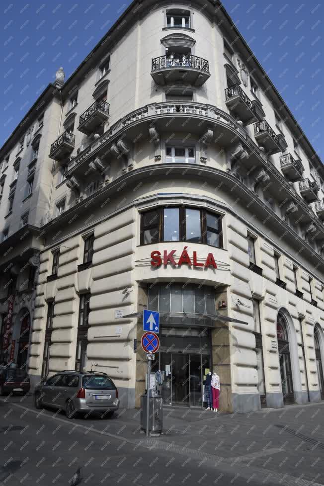 Városkép - Budapest - Skála áruház a Dob utcában