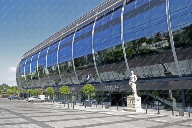 Sportlétesítmény - Budapest - A Groupama Aréna