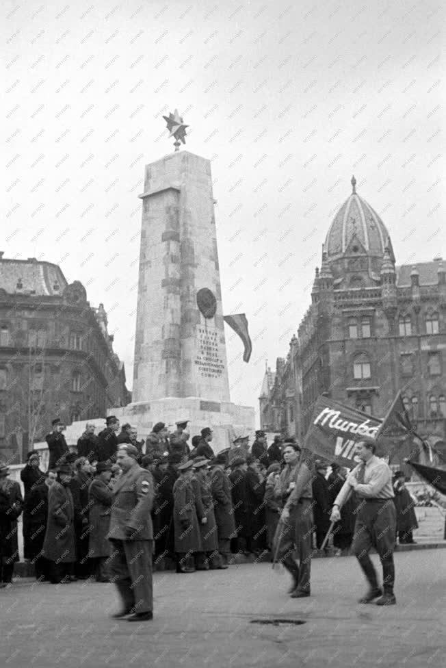 Ünnep - Budapest felszabadulásának évfordulója