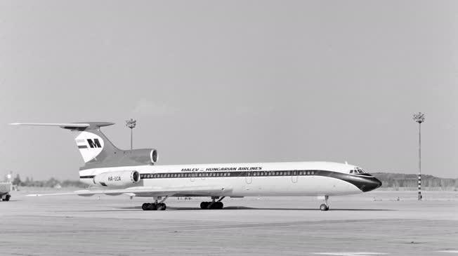 Külkapcsolat - Közlekedés - TU-154 repülőgépet vásárolt a MALÉV 