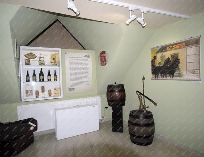 Múzeum - Budapest - Kiállítás a hazai sörfőzésről
