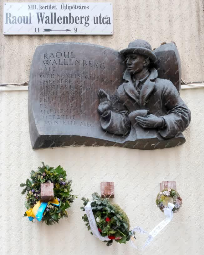 Emléktábla - Budapest - Raoul Wallenberg