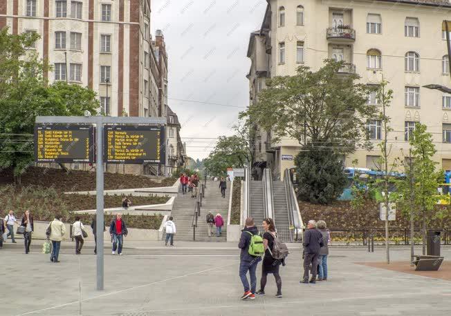 Városkép - Budapest - A felújított Széll Kálmán tér