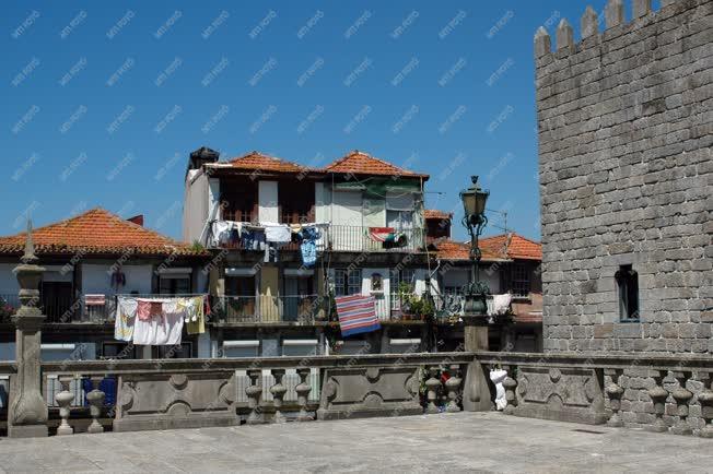 Városkép - Portugália - Porto - Óvárosi házak