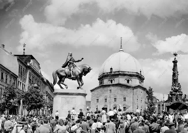 Hunyadi János politikus, kormányzó, hadvezér