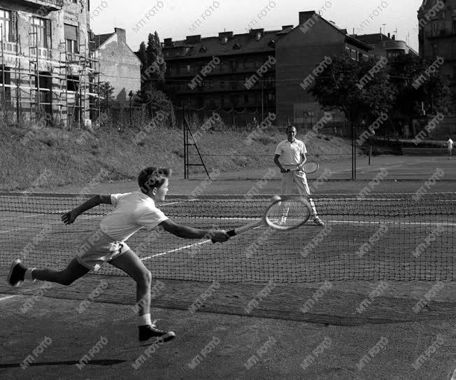 Sportoló portré - Asbóth József teniszező, edző