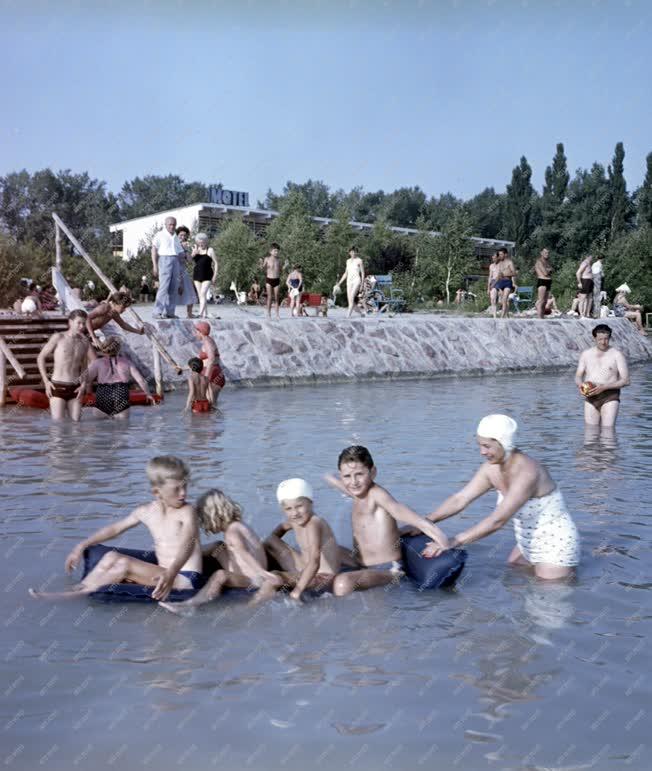 Idegenforgalom - Kis Tihany Szálló - Motel 