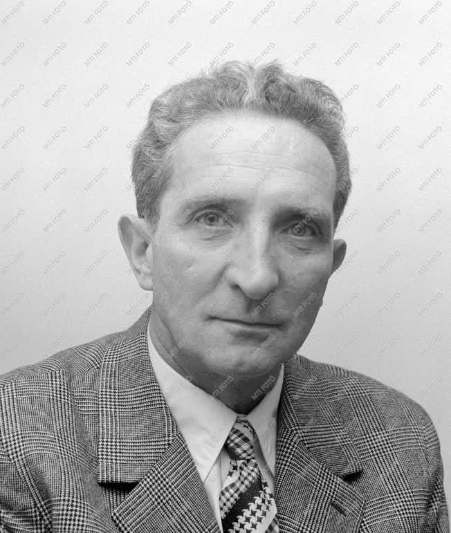 1975-ös Állami díjasok - Dr. Rácz István
