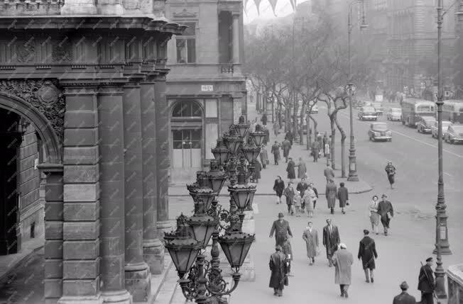 Városkép - Budapest - Népköztársaság útja